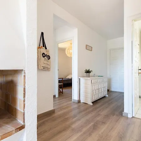 Piso 2 Con Aire Acondicionado En Cala Montgo - Es-325-13 *